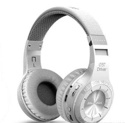 Bluedio Wireless Headphones in White and Silver with Bluetooth connectivity and over-ear design
